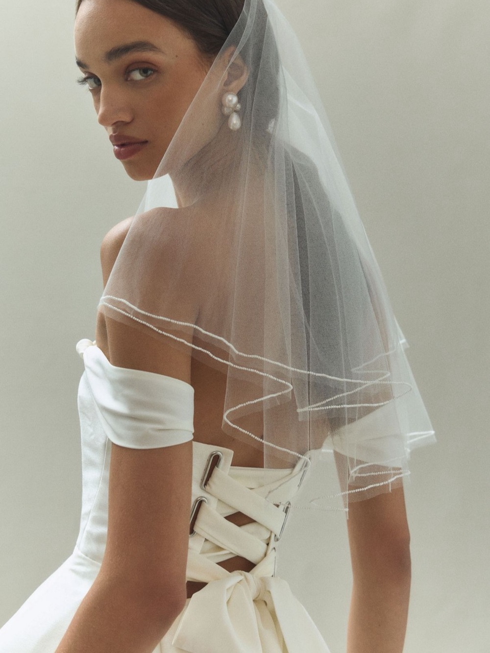 BHLDN Mini Pearl-Trip Shoulder Veil